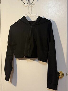 Black Cropped Zip-Up Hoodie